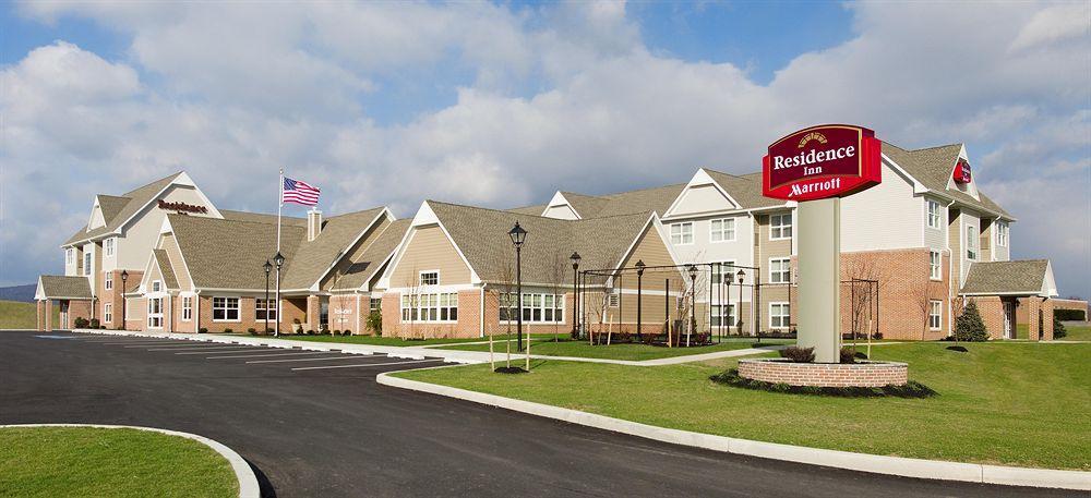 Hotel Carlisle & Embers Convention Center 外观 照片
